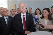 ÜNİVERSİTEMİZ SAĞLIK BİLİMLERİ FAKÜLTESİNDE YENİ AMFİLER AÇILDI