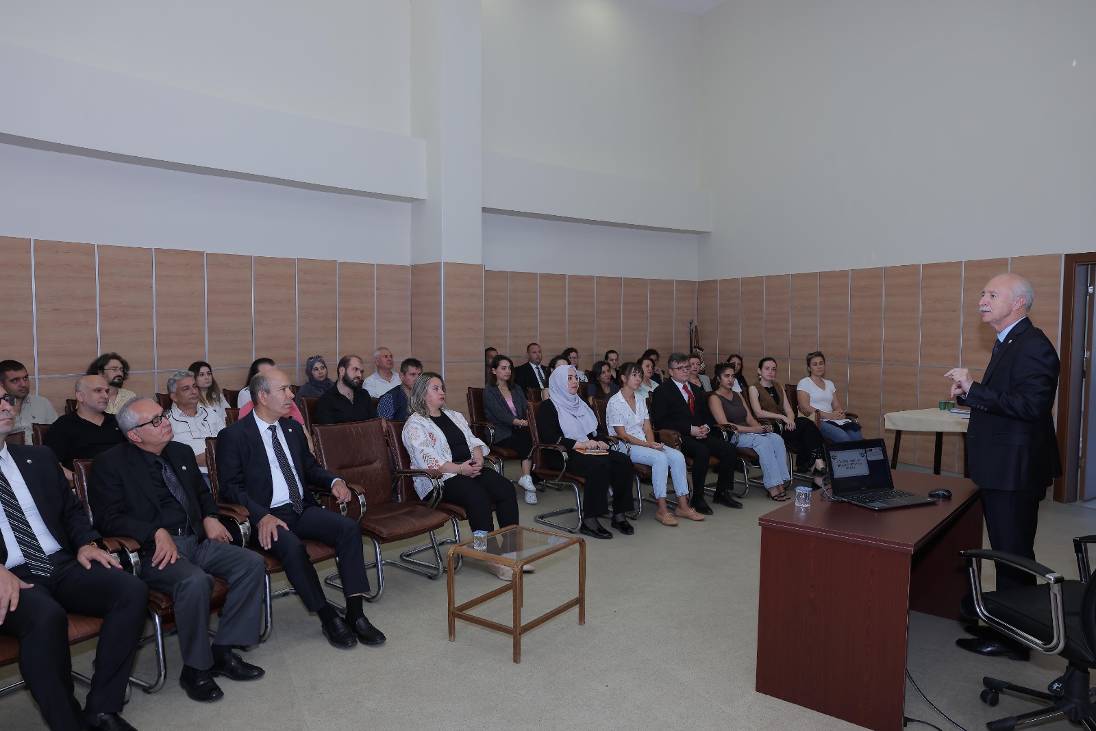 ÜNİVERSİTEMİZDE “ÖĞRETİM SÜRECİNİN DEĞERLENDİRİLMESİ” EĞİTİMİ GERÇEKLEŞTİRİLDİ