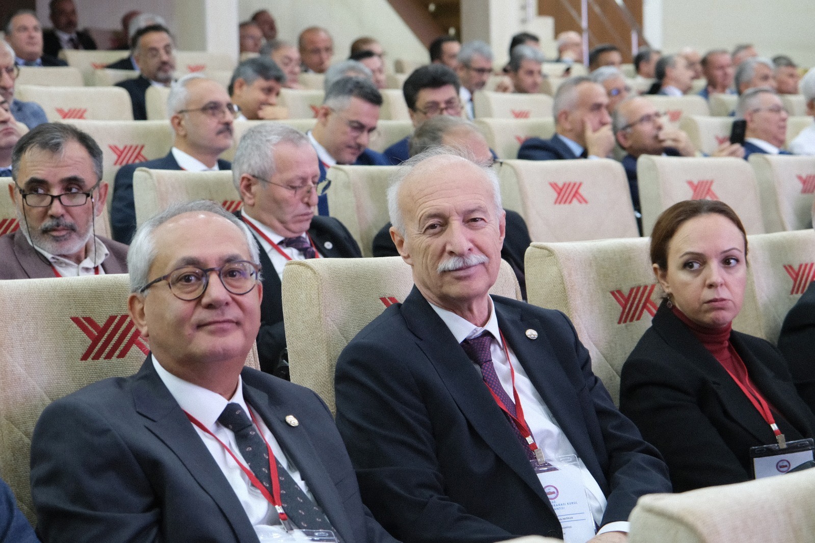 ÜNİVERSİTEMİZ ÜNİVERSİTELERARASI KURULA KATILDI