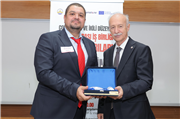 ÜNİVERSİTEMİZDE ULUSLARARASI İŞ BİRLİĞİ PROJE ÇAĞRILARI BİLGİLENDİRME GÜNÜ PROGRAMI GERÇEKLEŞTİRİLDİ