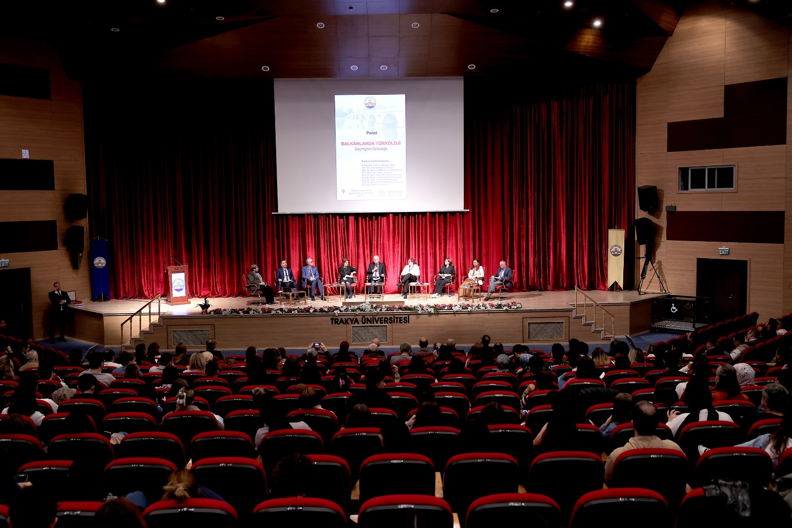 “BALKANLARDA TÜRKOLOJİ: GEÇMİŞTEN GELECEĞE” PANELİ GERÇEKLEŞTİRİLDİ