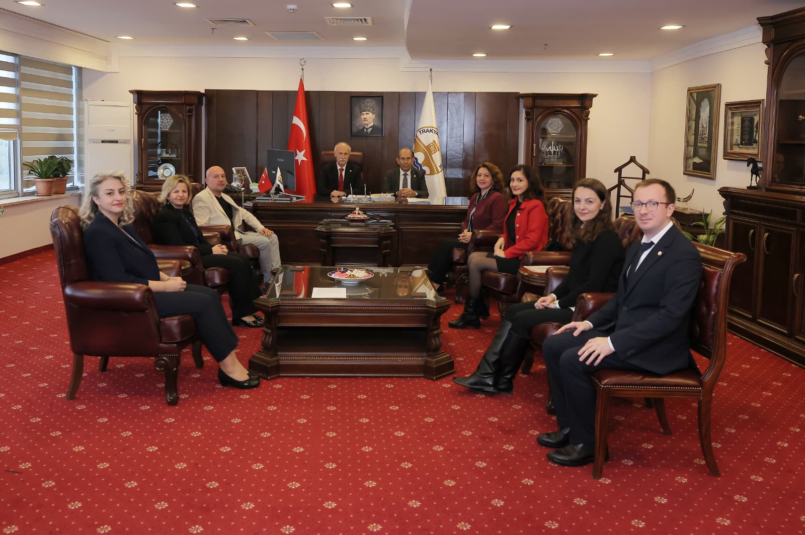 TÜBİTAK BAŞARISI GÖSTEREN ÖĞRETİM ÜYELERİMİZE KUTLAMA