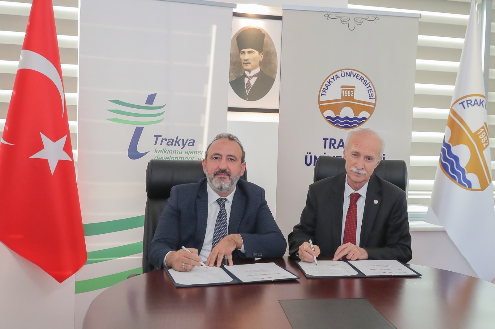 TRAKYA ÜNİVERSİTESİ VE TRAKYA KALKINMA AJANSI ARASINDA “TÜRKİYE SİBER VATAN PROGRAMI” İŞ BİRLİĞİ PROTOKOLÜ İMZALANDI