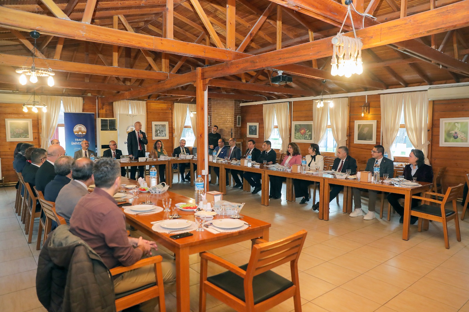 TRAKYA ÜNİVERSİTESİ DIŞ PAYDAŞ TOPLANTISI GERÇEKLEŞTİRİLDİ