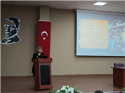 ÜNİVERSİTEMİZDE DÜZENLENEN “SÜRDÜRÜLEBİLİRLİK ZİRVESİ” SEKTÖR TEMSİLCİLERİNİ ÖĞRENCİLERLE BULUŞTURDU