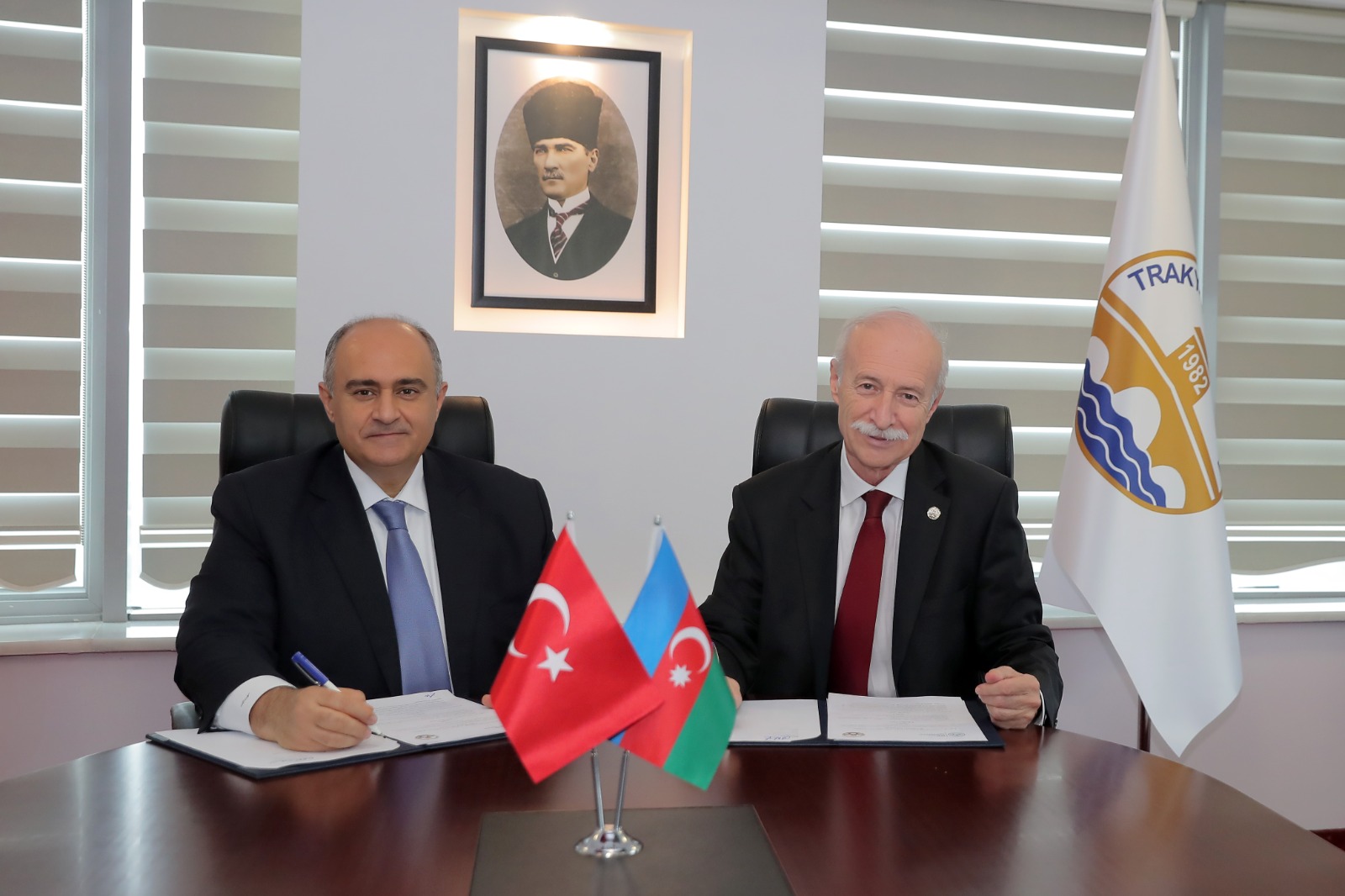 ÜNİVERSİTEMİZ İLE AZERBAYCAN BAKÜ SLAVYAN ÜNİVERSİTESİ ARASINDA İŞ BİRLİĞİ PROTOKOLÜ İMZALANDI