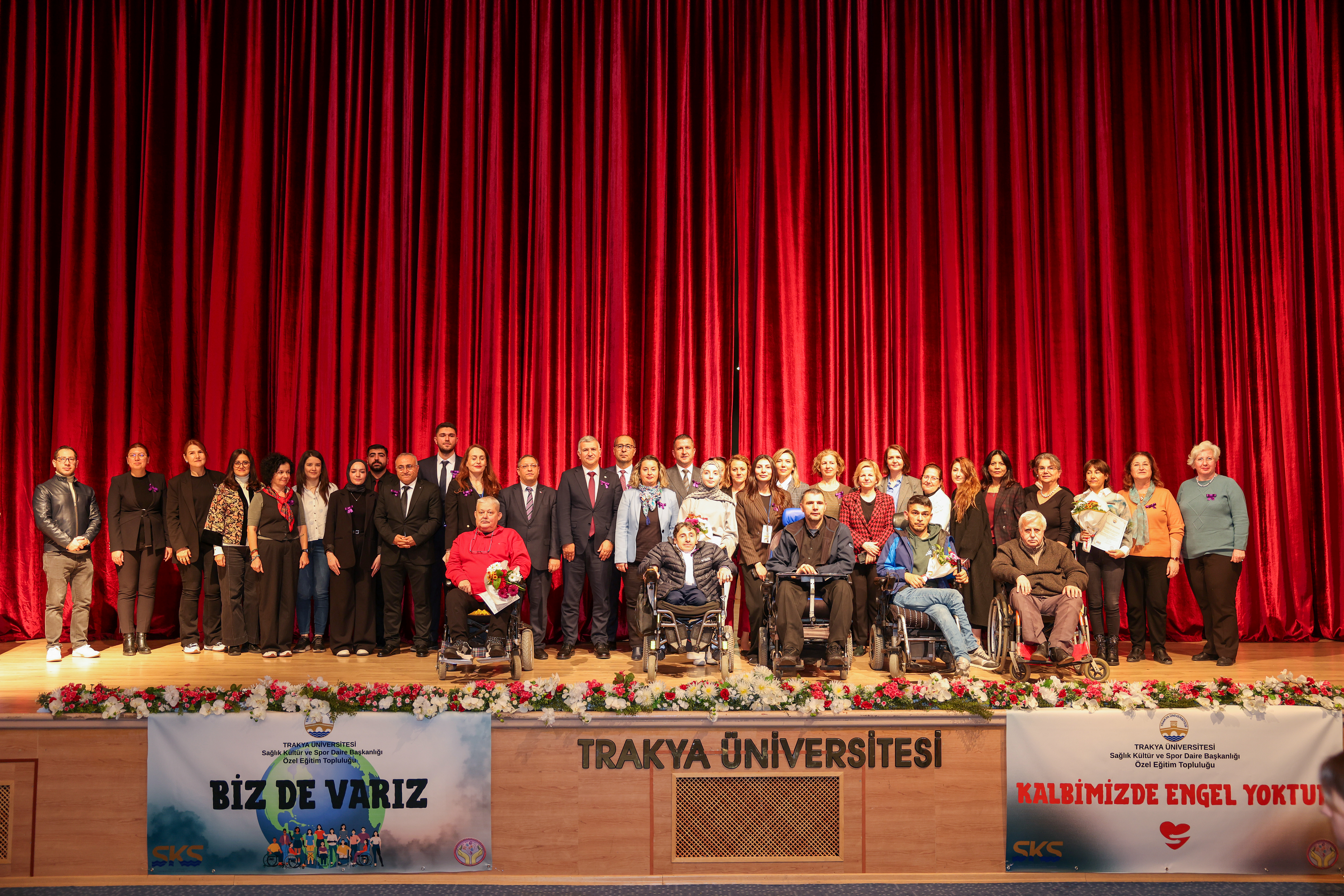 TRAKYA ÜNİVERSİTESİNDE “BİZ DE VARIZ” PROGRAMININ 11’İNCİSİ GERÇEKLEŞTİRİLDİ