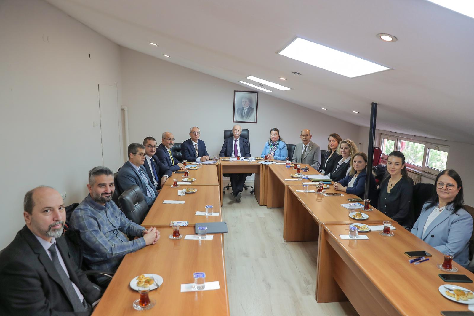 ÜNİVERSİTEMİZ BİLİMSEL ARAŞTIRMA PROJELERİ TOPLANTISI GERÇEKLEŞTİRİLDİ