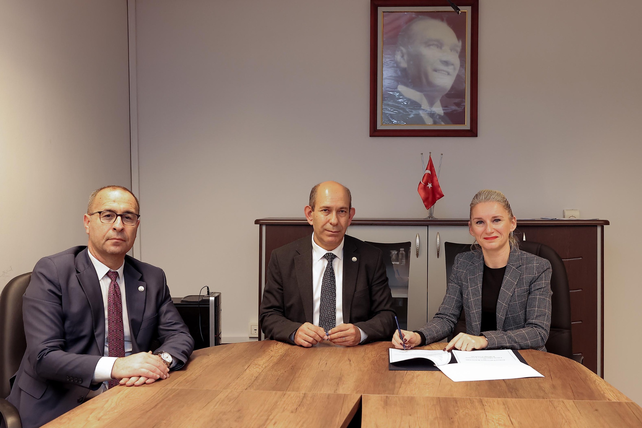 TRAKYA ÜNİVERSİTESİ İLE EDİRNE OLGUNLAŞMA ENSTİTÜSÜ ARASINDA İŞ BİRLİĞİ PROTOKOLÜ İMZALANDI