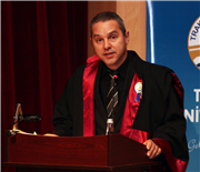 ECZACILIK FAKÜLTESİ 2013-2014 AKADEMİK YILI BEYAZ ÖNLÜK TÖRENİ YAPILDI