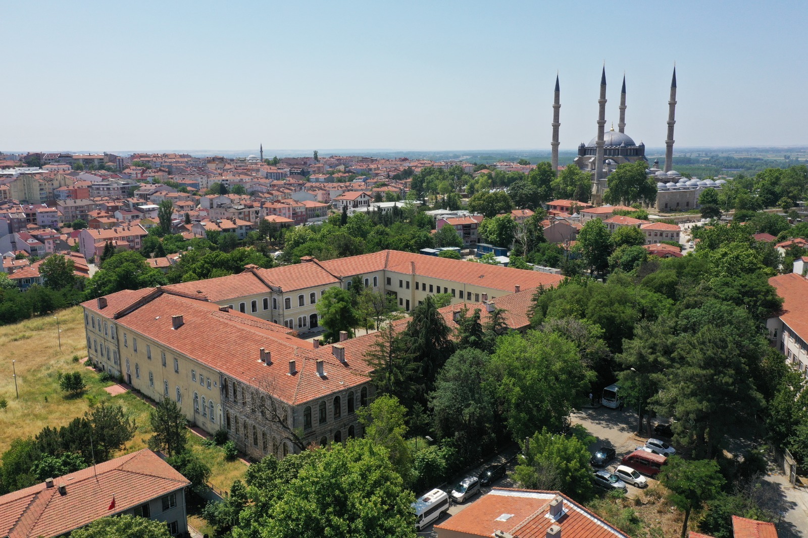 TRAKYA ÜNİVERSİTESİ MİMARLIK FAKÜLTESİ PEYZAJ MİMARLIĞI BÖLÜMÜNÜN TAM AKREDİTASYON BAŞARISI