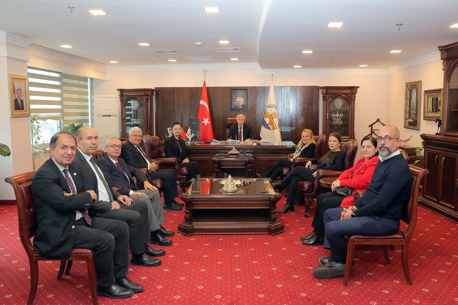 EDİRNE BİENALİ ORGANİZASYON KURULU ÜYELERİNDEN ÜNİVERSİTEMİZE ZİYARET