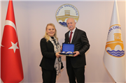 EDİRNE BİENALİ ORGANİZASYON KURULU ÜYELERİNDEN ÜNİVERSİTEMİZE ZİYARET