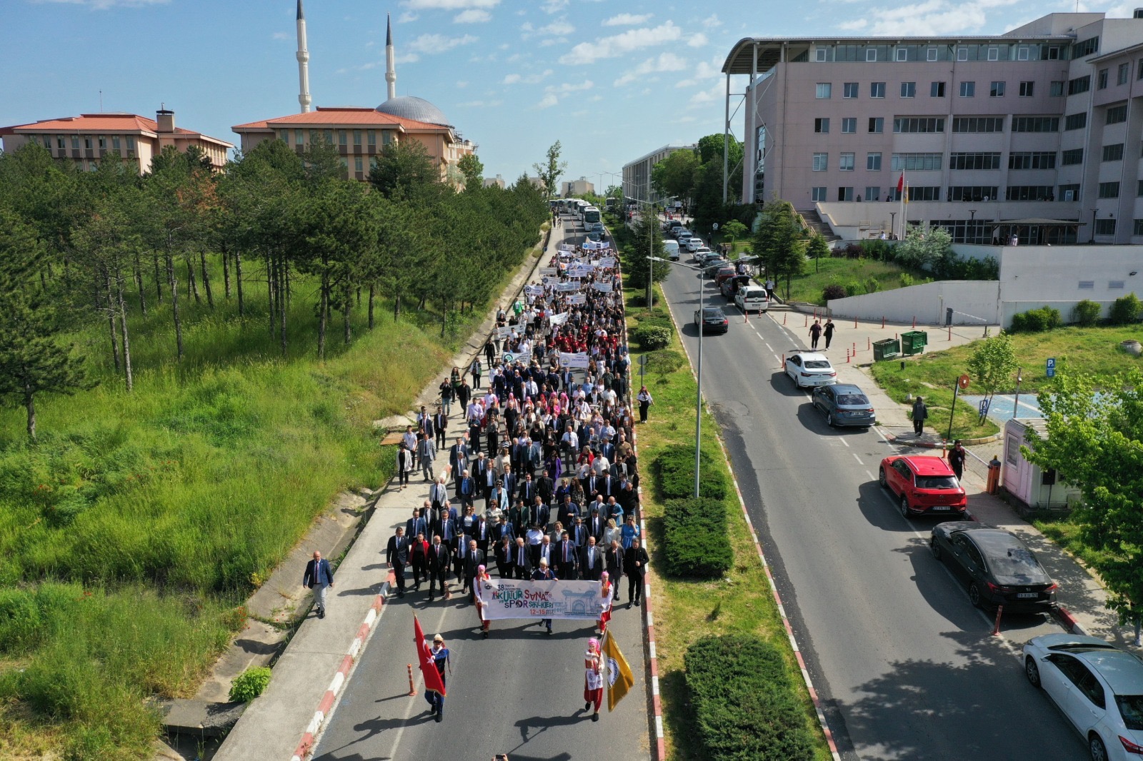 TRAKYA ÜNİVERSİTESİ’NDE BAYRAM HAVASI: 38. KÜLTÜR, SANAT VE SPOR ŞENLİKLERİ BAŞLADI