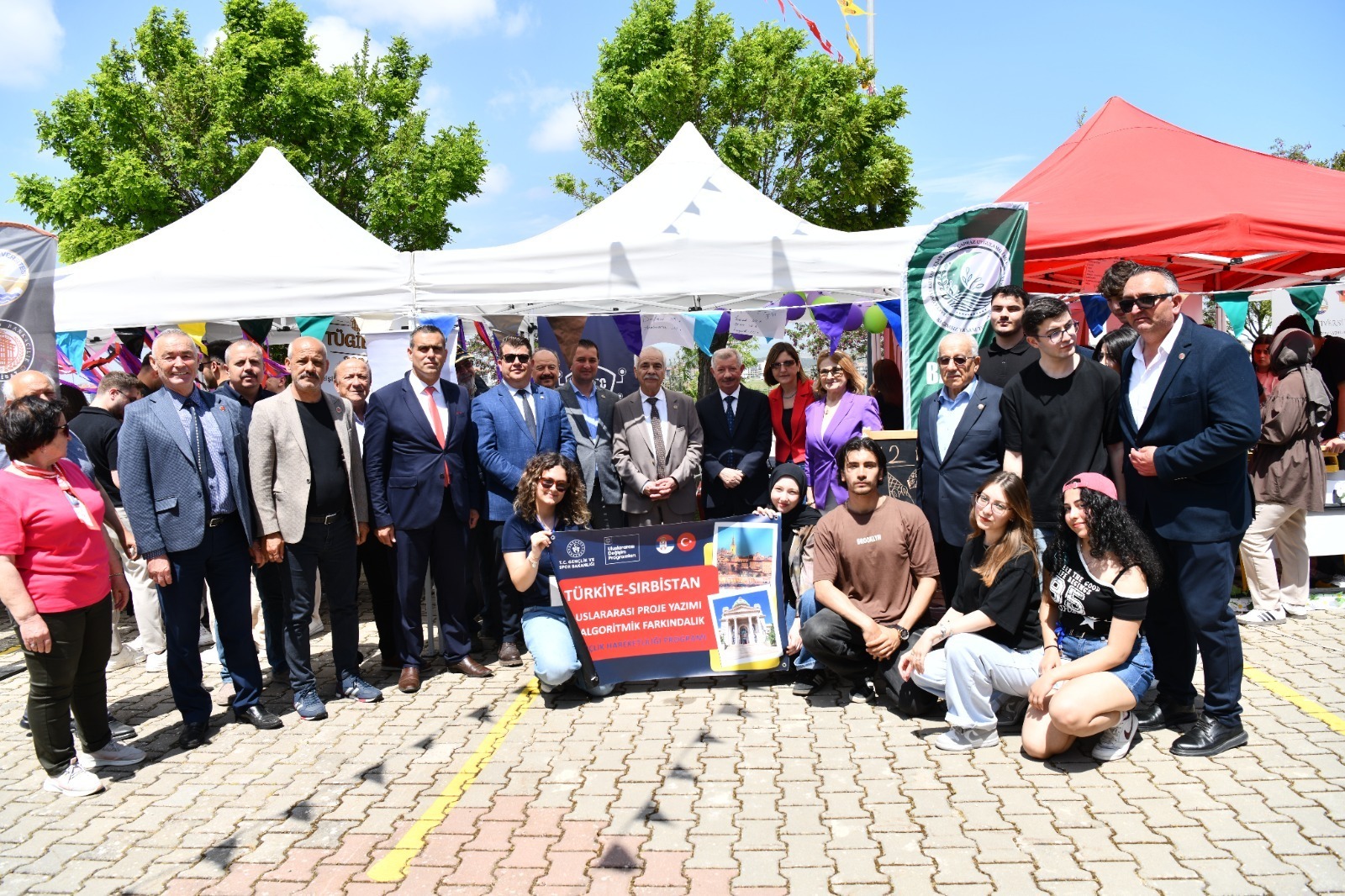 TRAKYA ÜNİVERSİTESİ KEŞAN YUSUF ÇAPRAZ UYGULAMALI BİLİMLER YÜKSEKOKULU II. GELENEKSEL BAHAR ŞENLİĞİ COŞKUYLA GERÇEKLEŞTİRİLDİ