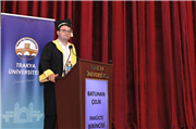 TRAKYA ÜNİVERSİTESİ UYGULAMALI BİLİMLER FAKÜLTESİNDE MEZUNİYET HEYECANI