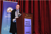 TRAKYA ÜNİVERSİTESİ UYGULAMALI BİLİMLER FAKÜLTESİNDE MEZUNİYET HEYECANI