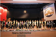 TRAKYA ÜNİVERSİTESİ UYGULAMALI BİLİMLER FAKÜLTESİNDE MEZUNİYET HEYECANI