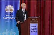 TRAKYA ÜNİVERSİTESİNDE “1. HEKİMLİĞE MERHABA SEMPOZYUMU” BAŞLADI