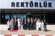 KAZAKİSTANLI HEKİMLER TRAKYA ÜNİVERSİTESİNDE EĞİTİM ALACAK