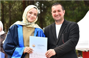 KEŞAN MESLEK YÜKSEKOKULU MEZUNLARINI BÜYÜK BİR COŞKUYLA UĞURLADI