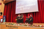 EDEBİYAT FAKÜLTESİNDE MEZUNİYET COŞKUSU