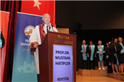 EDEBİYAT FAKÜLTESİNDE MEZUNİYET COŞKUSU