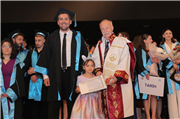 EDEBİYAT FAKÜLTESİNDE MEZUNİYET COŞKUSU