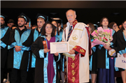 EDEBİYAT FAKÜLTESİNDE MEZUNİYET COŞKUSU