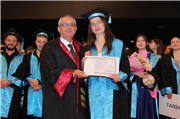 EDEBİYAT FAKÜLTESİNDE MEZUNİYET COŞKUSU