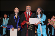 EDEBİYAT FAKÜLTESİNDE MEZUNİYET COŞKUSU