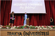 KEŞAN HAKKI YÖRÜK SAĞLIK YÜKSEKOKULUNDA MEZUNİYET SEVİNCİ