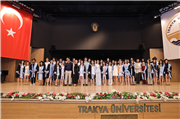 TRAKYA ÜNİVERSİTESİ SAĞLIK HİZMETLERİ MESLEK YÜKSEKOKULUNDA MEZUNİYET COŞKUSU
