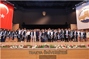 TRAKYA ÜNİVERSİTESİ SAĞLIK HİZMETLERİ MESLEK YÜKSEKOKULUNDA MEZUNİYET COŞKUSU