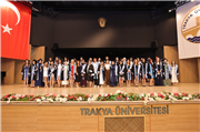 TRAKYA ÜNİVERSİTESİ SAĞLIK HİZMETLERİ MESLEK YÜKSEKOKULUNDA MEZUNİYET COŞKUSU