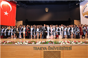 TRAKYA ÜNİVERSİTESİ SAĞLIK HİZMETLERİ MESLEK YÜKSEKOKULUNDA MEZUNİYET COŞKUSU