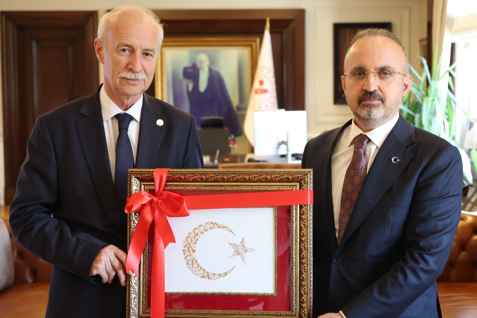 TRAKYA ÜNİVERSİTESİ REKTÖRÜ PROF. DR. MUSTAFA HATİPLER'DEN İÇİŞLERİ BAKAN YARDIMCISI BÜLENT TURAN'A ZİYARET