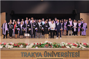 TRAKYA ÜNİVERSİTESİ EĞİTİM FAKÜLTESİNDE MEZUNİYET COŞKUSU
