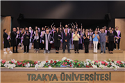 TRAKYA ÜNİVERSİTESİ EĞİTİM FAKÜLTESİNDE MEZUNİYET COŞKUSU