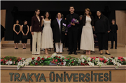 TRAKYA ÜNİVERSİTESİ EĞİTİM FAKÜLTESİNDE MEZUNİYET COŞKUSU
