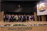 TRAKYA ÜNİVERSİTESİ EĞİTİM FAKÜLTESİNDE MEZUNİYET COŞKUSU