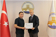 KAZAKİSTANLI 11 UZMAN HEKİM, TRAKYA ÜNİVERSİTESİ TIP FAKÜLTESİNDEKİ EĞİTİM PROGRAMINI TAMAMLADI