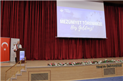 TRAKYA ÜNİVERSİTESİ İLAHİYAT FAKÜLTESİ’NDE MEZUNİYET HEYECANI