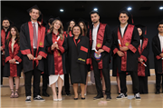 TRAKYA ÜNİVERSİTESİ ECZACILIK FAKÜLTESİ’NDE MEZUNİYET SEVİNCİ