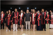 TRAKYA ÜNİVERSİTESİ ECZACILIK FAKÜLTESİ’NDE MEZUNİYET SEVİNCİ
