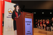 TRAKYA ÜNİVERSİTESİ DİŞ HEKİMLİĞİ FAKÜLTESİ’NDE MEZUNİYET COŞKUSU