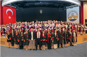 TRAKYA ÜNİVERSİTESİ DİŞ HEKİMLİĞİ FAKÜLTESİ’NDE MEZUNİYET COŞKUSU