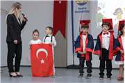 TRAKYA ÜNİVERSİTESİ ZEYNEP-MUSTAFA TAŞ UYGULAMA ANAOKULUNDA MEZUNİYET COŞKUSU