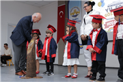 TRAKYA ÜNİVERSİTESİ ZEYNEP-MUSTAFA TAŞ UYGULAMA ANAOKULUNDA MEZUNİYET COŞKUSU