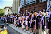 TRAKYA ÜNİVERSİTESİ GÜZEL SANATLAR FAKÜLTESİNDE MEZUNİYET COŞKUSU